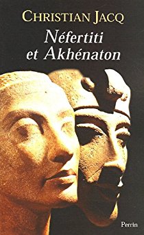 Néfertiti et Akhénaton, le couple solaire